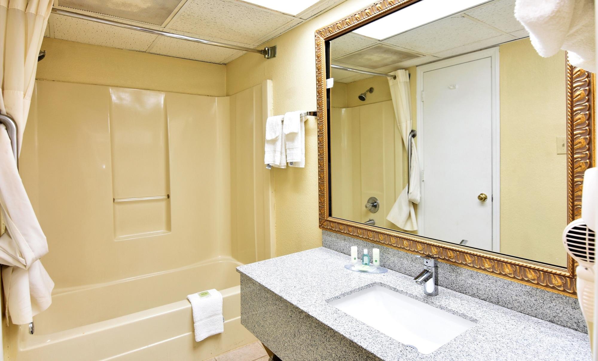 Rodeway Inn Harbison Area コロンビア エクステリア 写真