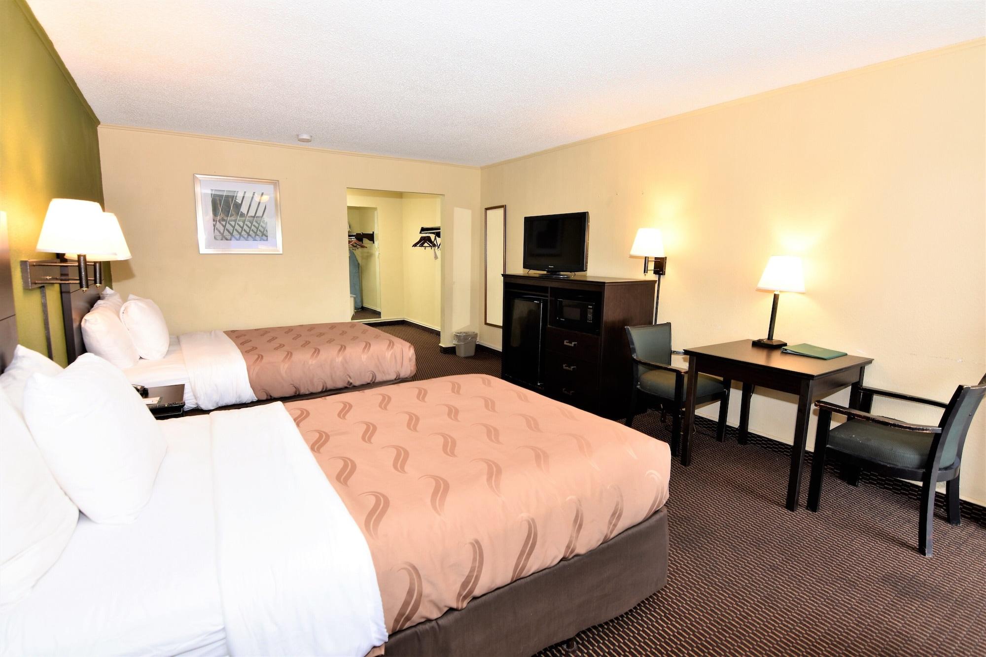Rodeway Inn Harbison Area コロンビア エクステリア 写真