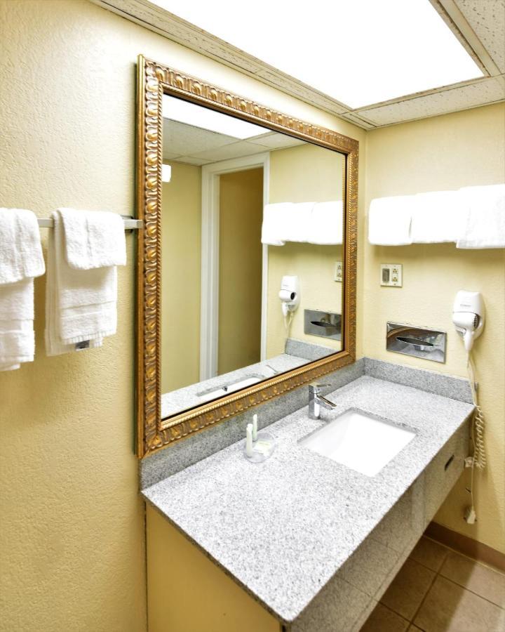 Rodeway Inn Harbison Area コロンビア エクステリア 写真
